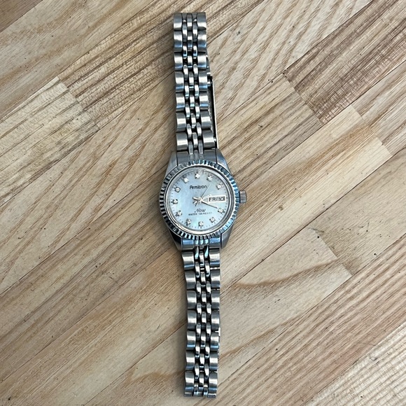 Armitron Ladies Watch Crystals Stainless Bracelet Day Date Window Luminous Hands - Picture 7 of 13